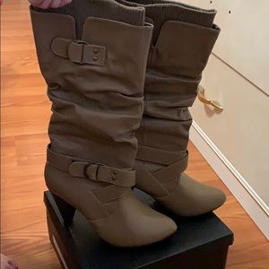 Taupe boots
